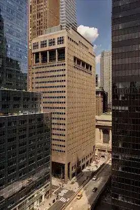 120 Park Ave