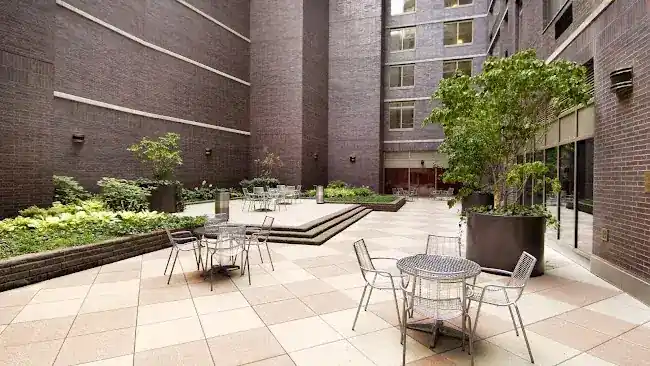 140 Riverside Boulevard Apartments