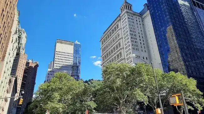 195 Broadway LLC