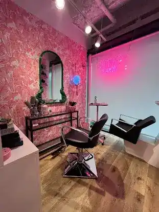 19Winter Suite Salon