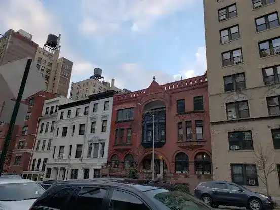 200 West End Avenue