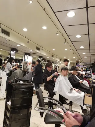 22 Pell Hair Salon Inc