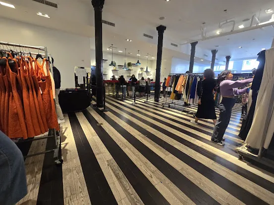 260 Sample Sale, Soho