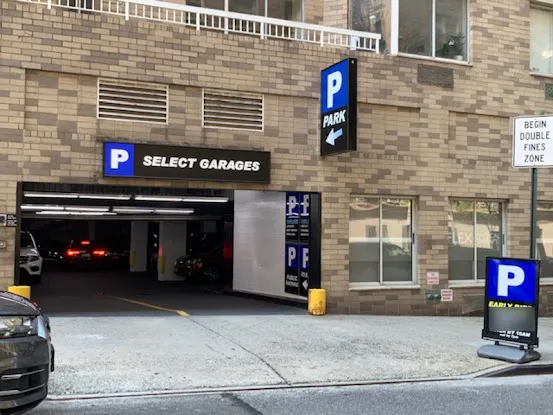 274 W 81st St Parking