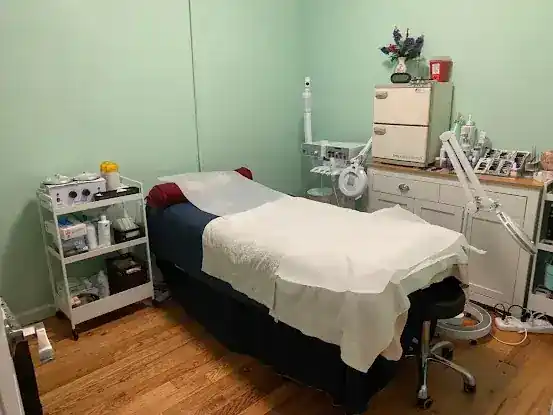 28 Men's Spa