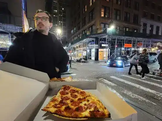 2 Bros Pizza
