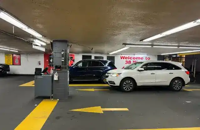 38 W 46th St Garage