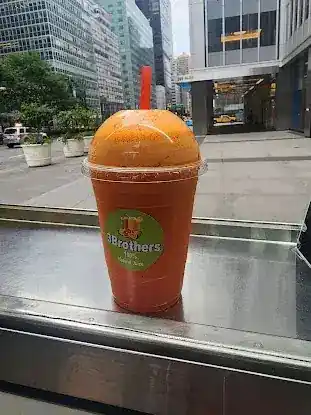 3 Brothers smoothies