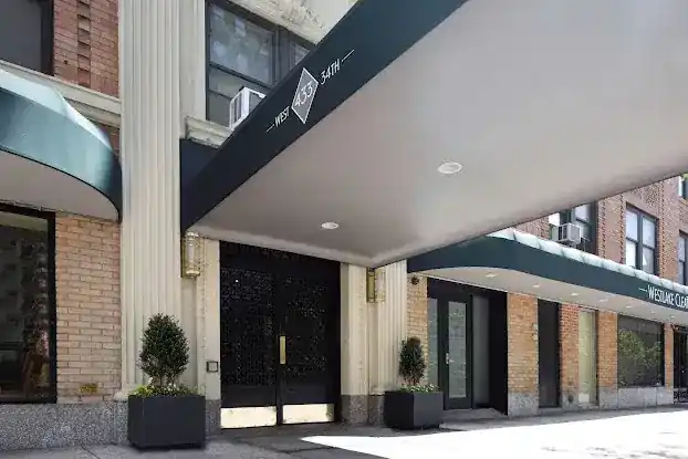 433 W 34 St Owners Corporation