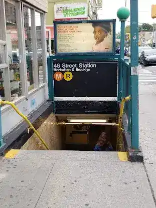 46 St