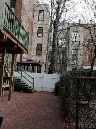 475 NYC B&B