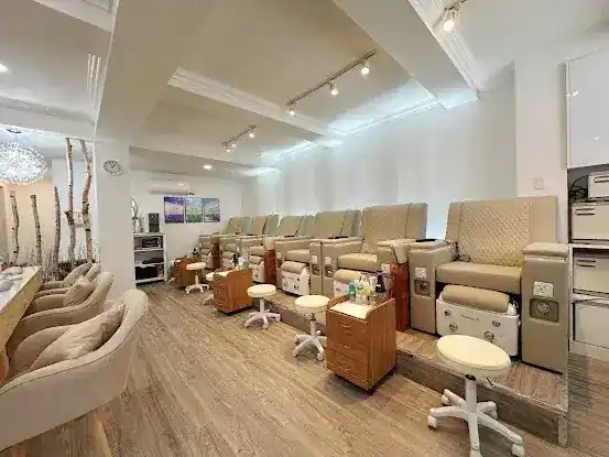 4U Nails Studio