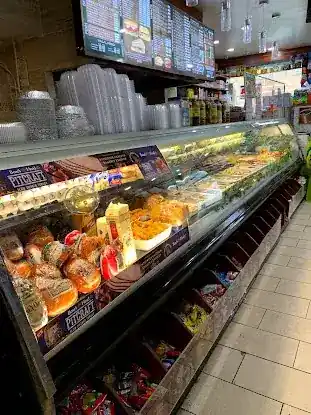 537 Deli & Grocery