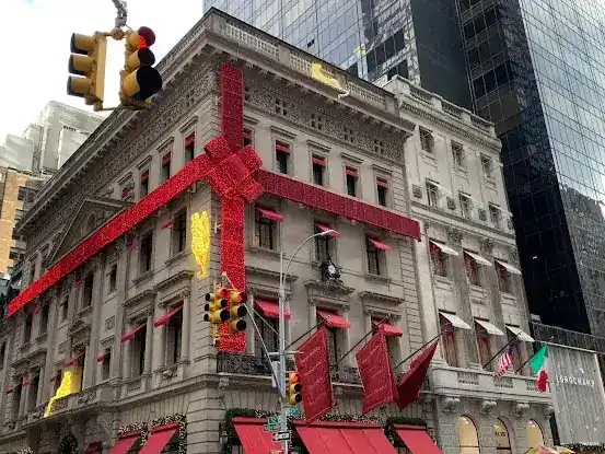 650 Fifth Avenue Management Office