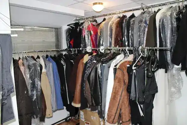 6 Avenue Tailor