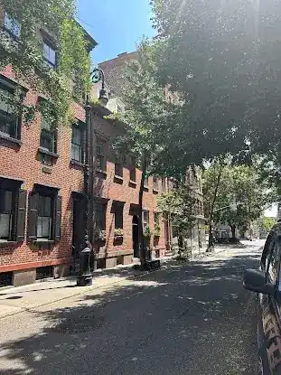 70 Bedford Street