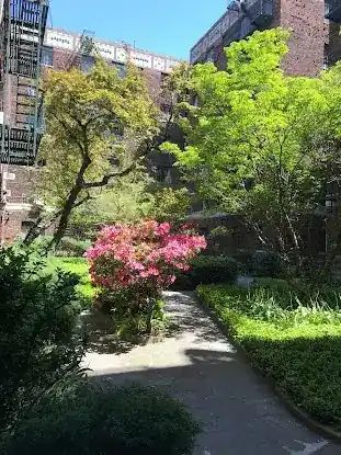 72 Barrow St Apartments