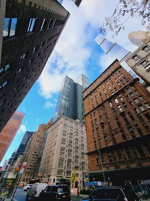 888 SEVENTH AVENUE