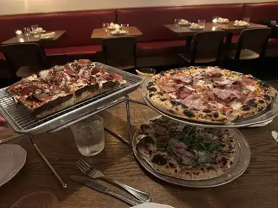 A Side Pizza & Pasta Bar