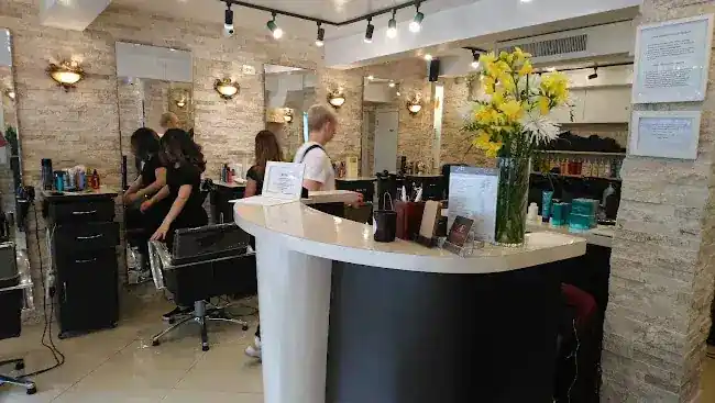 Aaron Emanuel Salon