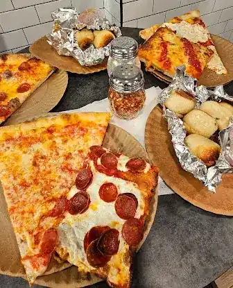 Abitino's Pizzeria Rock Center