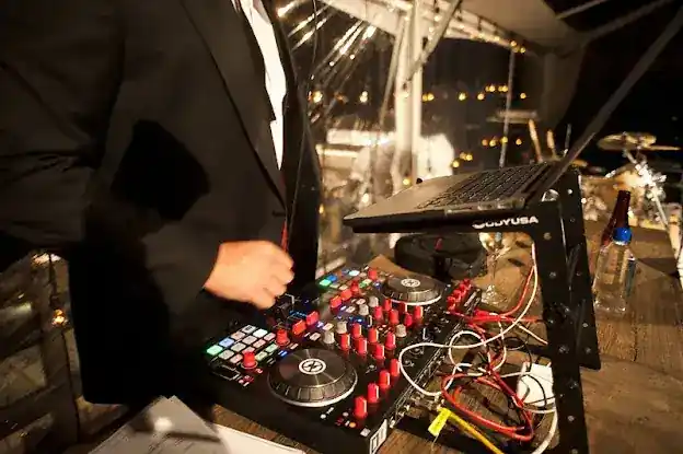Abra DJ Services