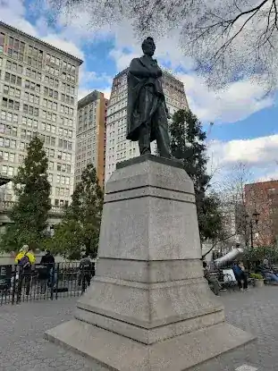 Abraham Lincoln Statue