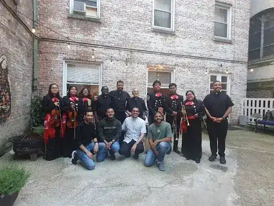 Academia de Mariachi Nuevo Amanecer