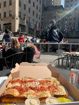 Ace's Pizza