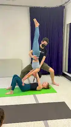 Acroyoga Learning Lab