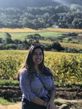 Adriana Vargas, LMHC