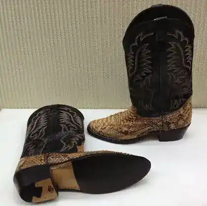 Advance Shoe Repair & Leather Crafting