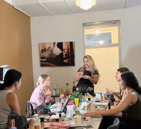 Aimakeup Makeup School New York ,Makeup and Hair salon, Makeup Course & Makeup Class