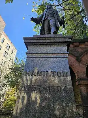 Alexander Hamilton Statue