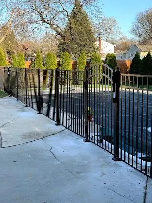 All Custom Fence Designs