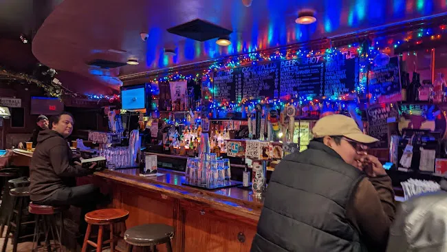 Alligator Lounge