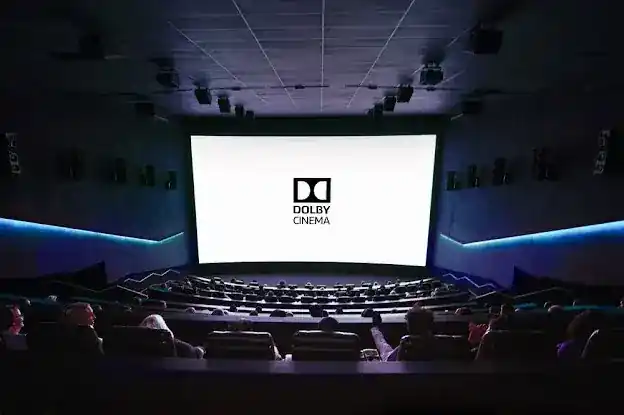 AMC DINE-IN Staten Island 11