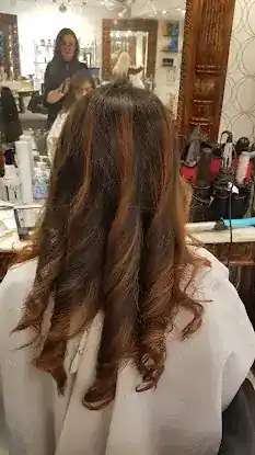 Amour De Hair 62nd-63rd st 3rd Avenue