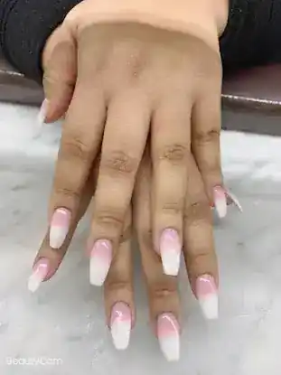 Amy's Nail Service & Spa