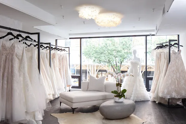 Anne Barge | New York Flagship
