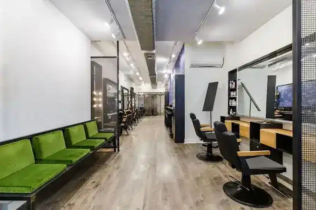 Antonio Pagano Salon