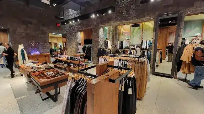 Aritzia