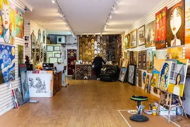 Astoria Art & Custom Framing