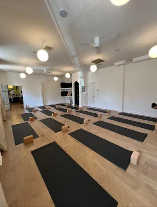 Astoria Yoga