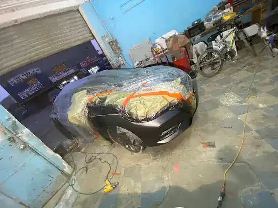 AUTO BODY 7