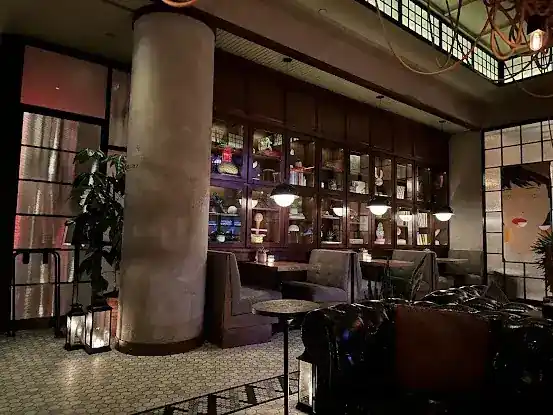 Back Bar