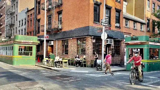 Bandits Diner + Dive