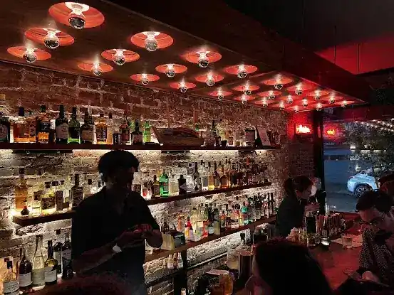 Bar Contra