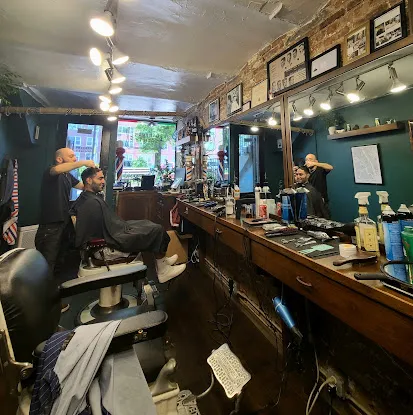 Barbers Society Soho Barberia Italiana ️ ️ ️ ️ ️