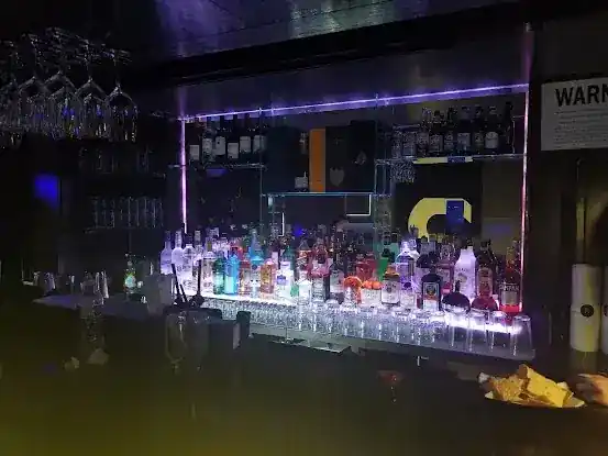Base Karaoke